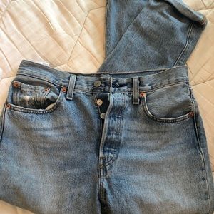 LEVIS VINTAGE 501 JEANS